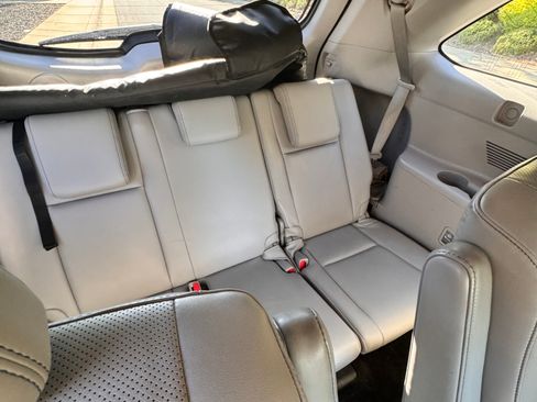 Used 2015 Toyota Highlander Limited image 9