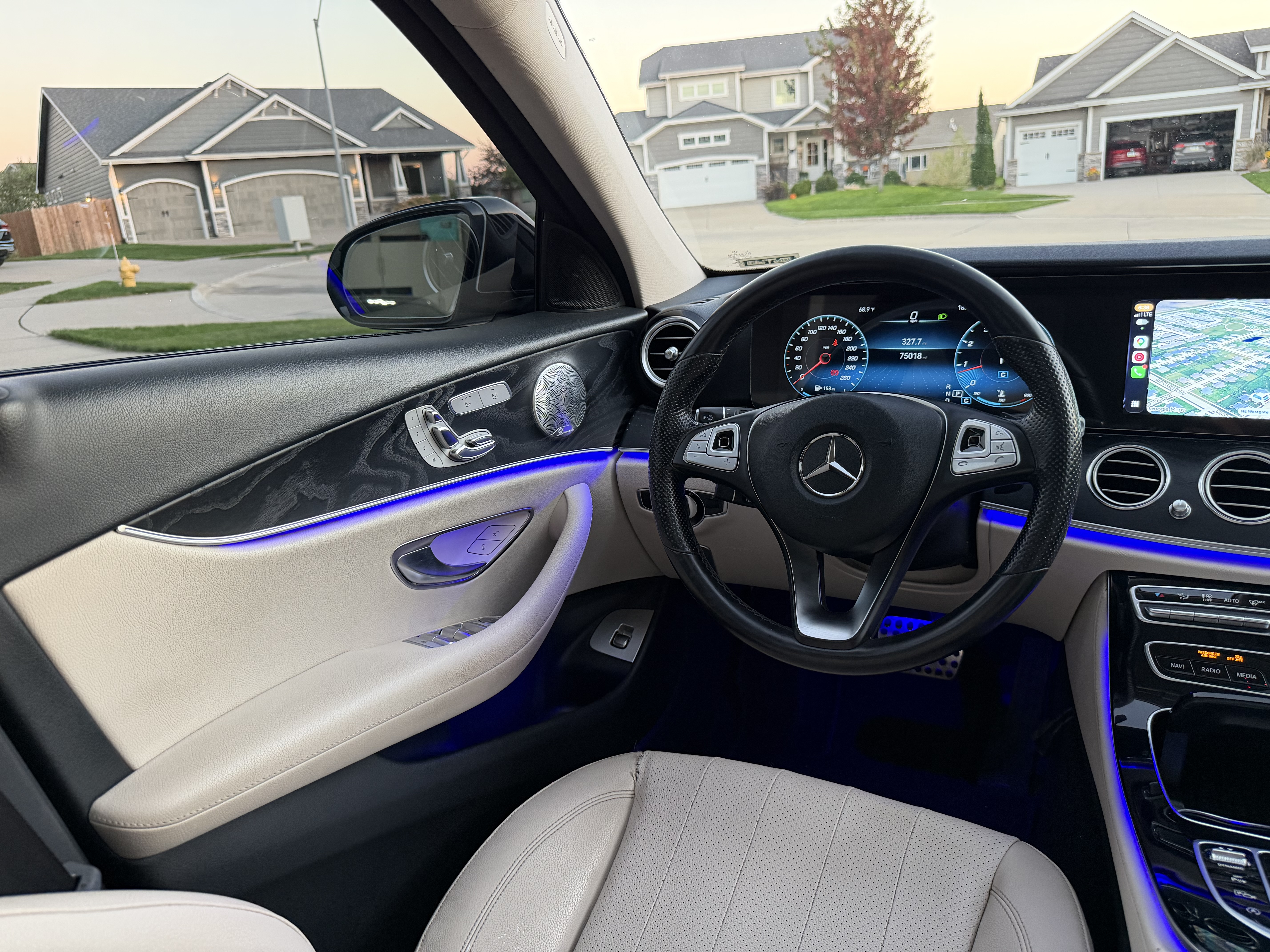 Used 2017 Mercedes-Benz E 300 4MATIC image 10
