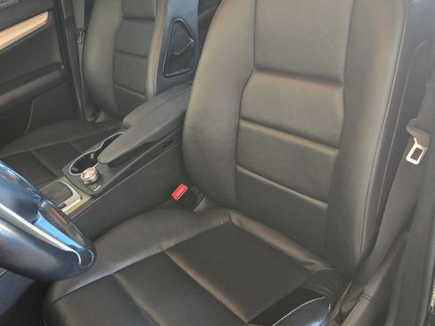 Used 2013 Mercedes-Benz C 250 C 250 Luxury Sedan 4D image 6