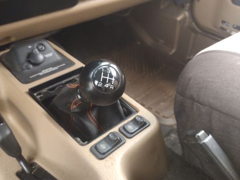 Used 1999 Jeep Wrangler Sport AWD/4WD image 14