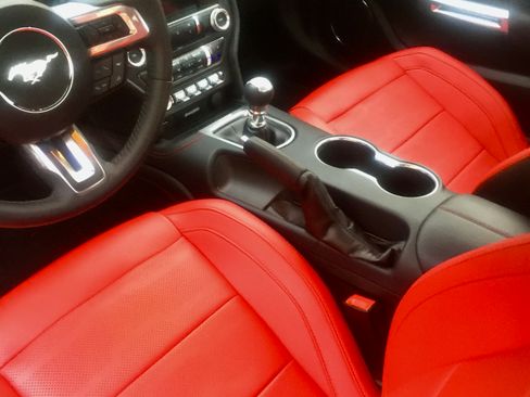 Used 2018 Ford Mustang GT Premium w/ GT Performance Package image 2