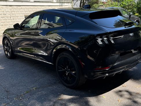 Used 2025 Ford Mustang Mach-E GT AWD/4WD image 8