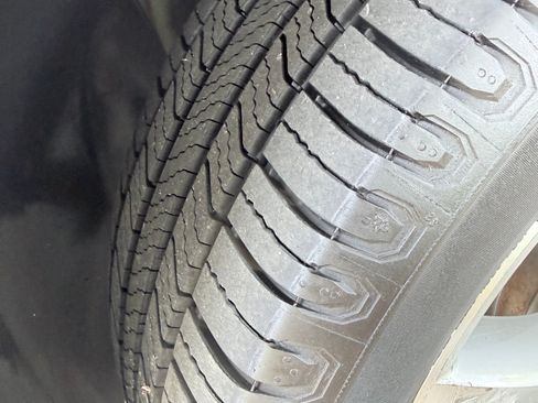 Used 2015 Volkswagen Tiguan SEL image 12