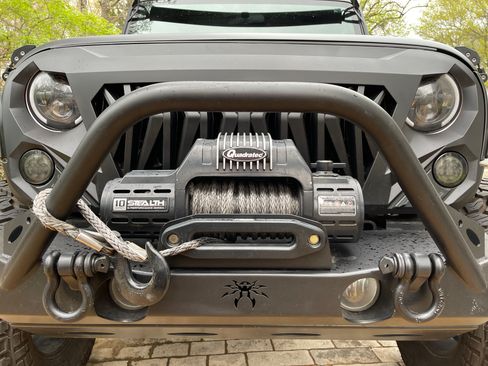 Used 2008 Jeep Wrangler Unlimited Rubicon w/ Dual Top Group AWD/4WD image 2