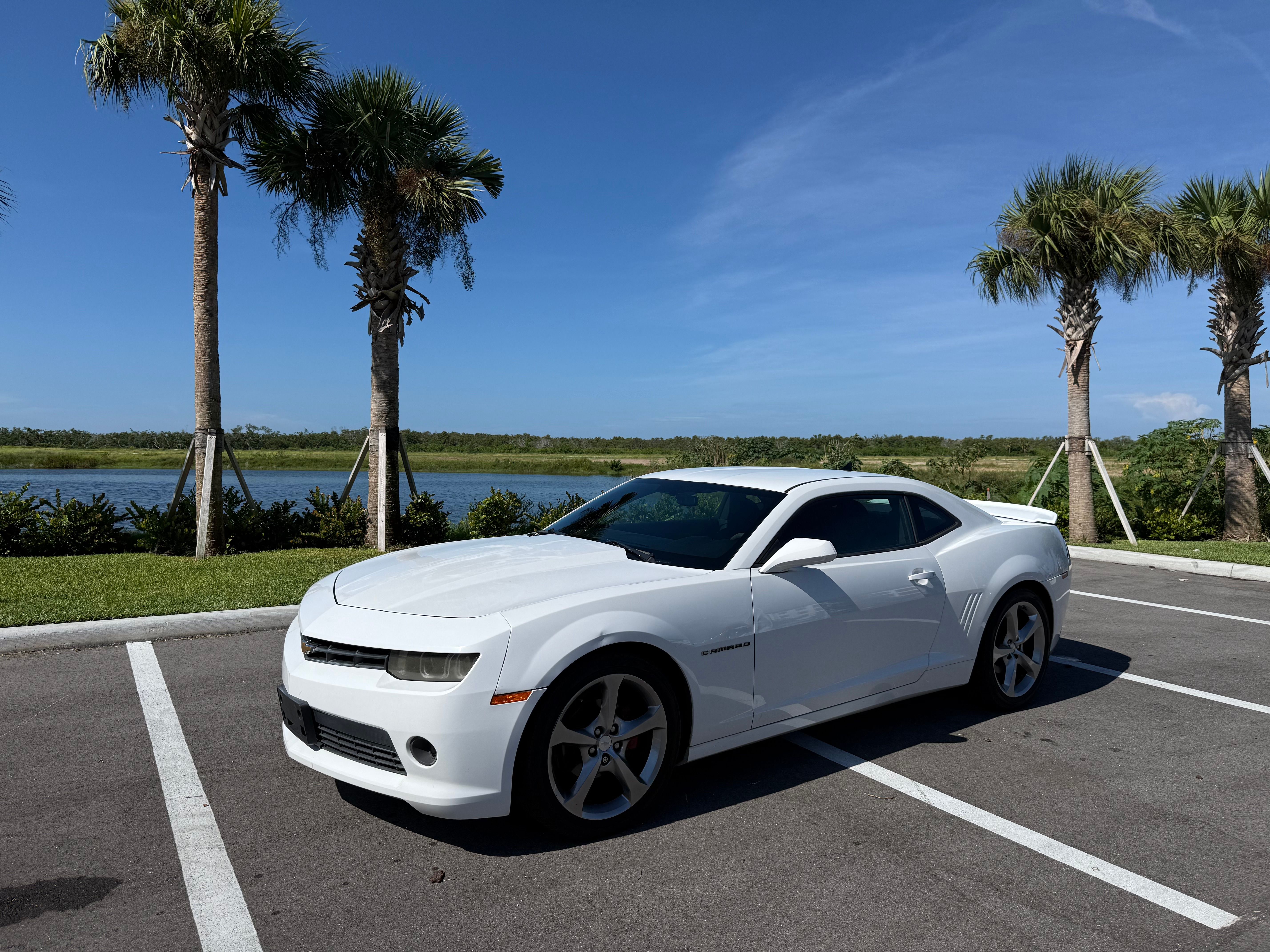 Used 2015 Chevrolet Camaro LS RWD image 4
