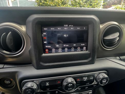 Used 2019 Jeep Wrangler Sport AWD/4WD image 1
