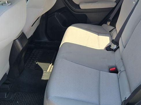 Used 2014 Subaru Forester 2.5i Premium w/ Popular Package #2 image 16