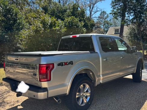 Used 2015 Ford F150 Platinum w/ Trailer Tow Package image 5