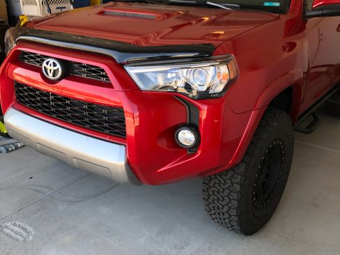 Used 2019 Toyota 4Runner TRD Off-Road Premium image 2