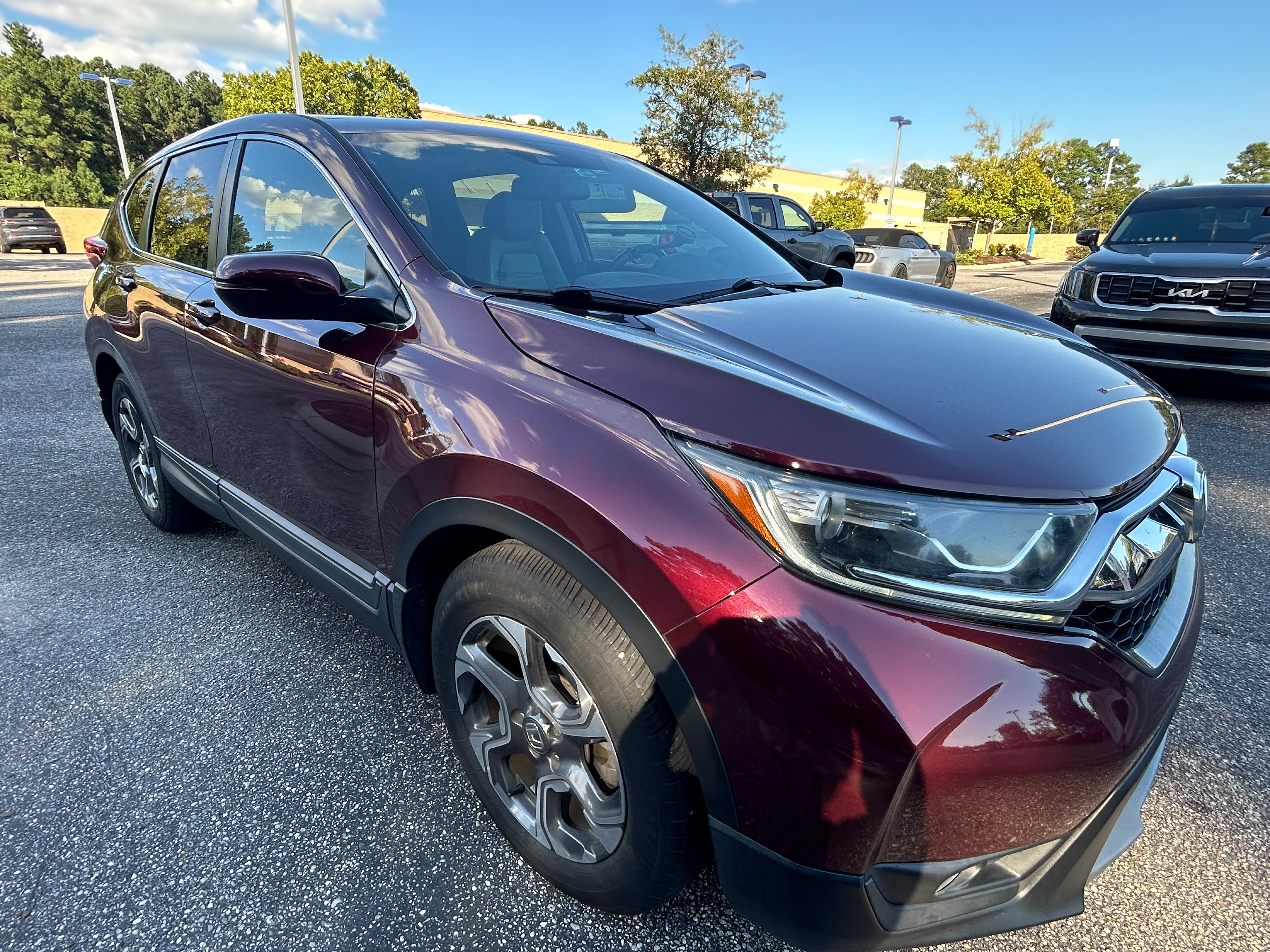 Used 2019 Honda CR-V EX-L image 1