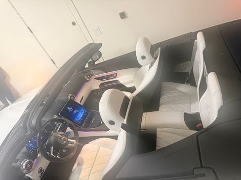 Used 2026 Mercedes-Benz SL 55 AMG 4MATIC image 17