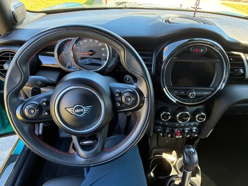 Used 2019 MINI Cooper S w/ Premium Package image 5