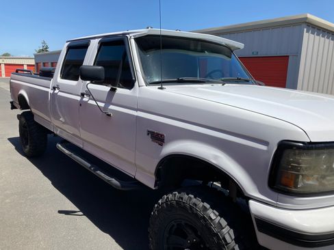 Used 1997 Ford F350 4x4 Crew Cab image 2