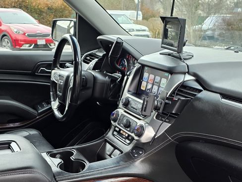 Used 2018 GMC Yukon SLT image 22