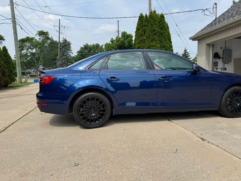 Used 2017 Audi A4 2.0T Premium w/ Convenience Package AWD/4WD image 10