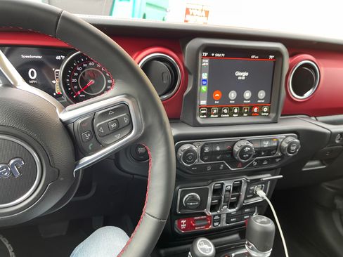 Used 2021 Jeep Wrangler Unlimited Rubicon w/ Xtreme Recon 35" Tire Package image 6