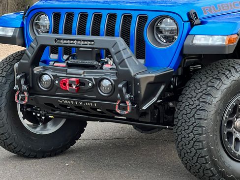 Used 2023 Jeep Wrangler Unlimited Rubicon w/ Xtreme 35 Tire Package AWD/4WD image 5