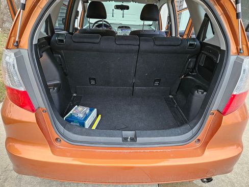 Used 2010 Honda Fit Sport image 9