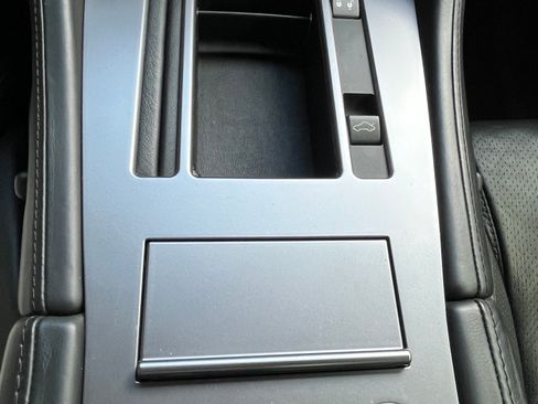 Used 2007 Aston Martin DB9 Coupe RWD image 13