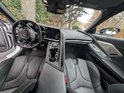 Used 2020 Chevrolet Corvette Stingray Preferred Cpe w/ 2LT Preferred Equipment Group image 17