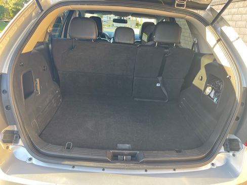 Used 2013 Ford Edge SEL image 12