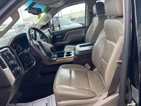Used 2019 Chevrolet Silverado 3500 LTZ w/ Duramax Plus Package image 8
