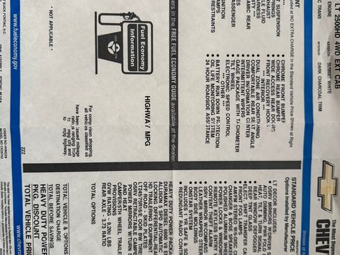 Used 2004 Chevrolet Silverado 2500 LT w/ Heavy-Duty Power Package image 8