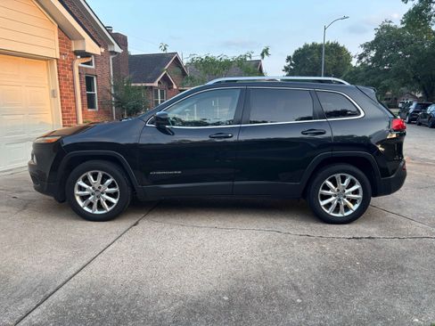 Used 2015 Jeep Cherokee Limited FWD image 10