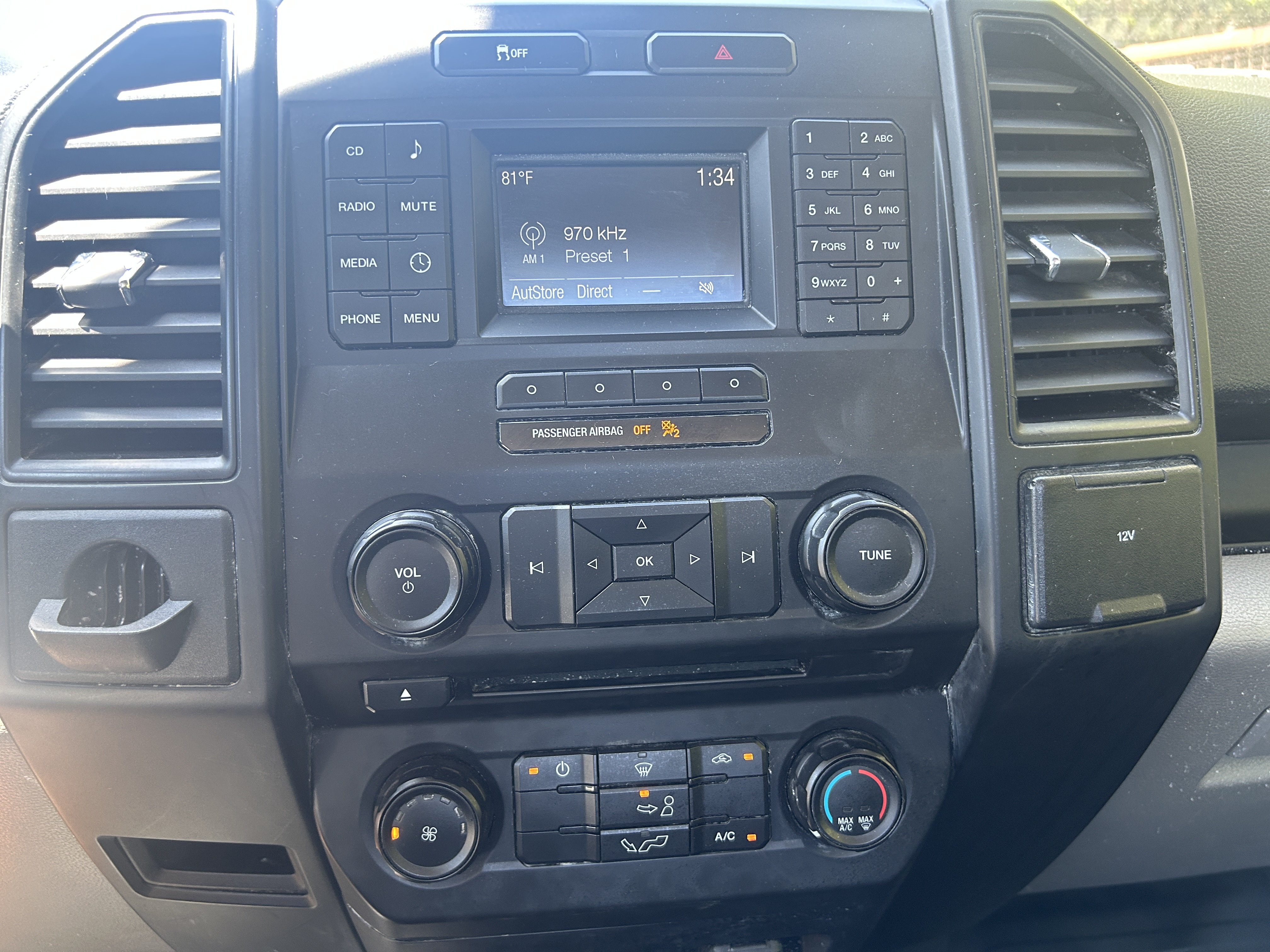 Used 2017 Ford F150 XL w/ Equipment Group 101A Mid RWD image 13