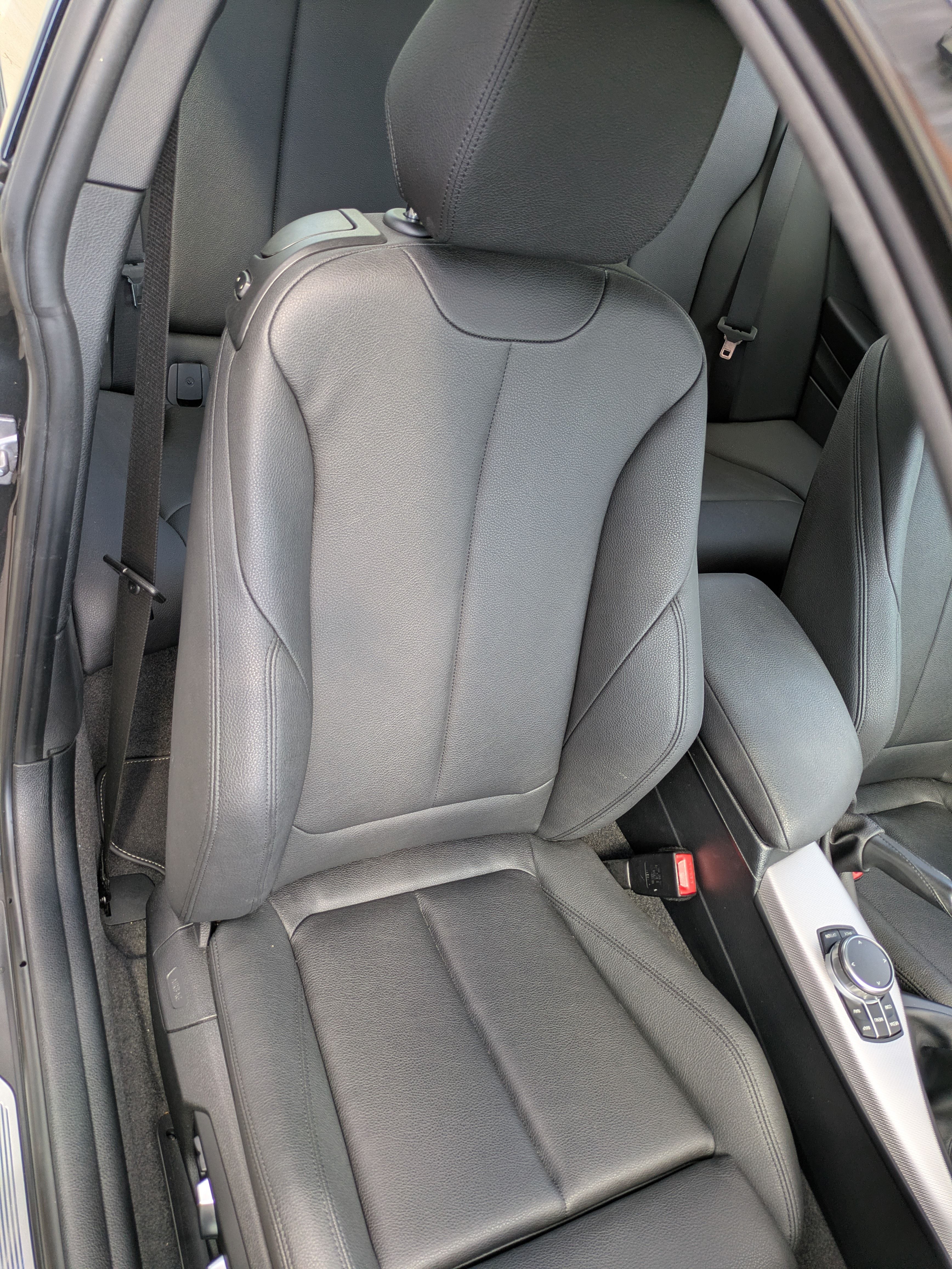 Used 2021 BMW 230i Coupe w/ M Sport Package RWD image 20