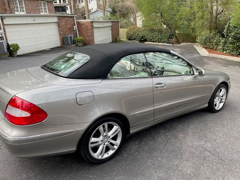 Used 2009 Mercedes-Benz CLK 350 Cabriolet image 1