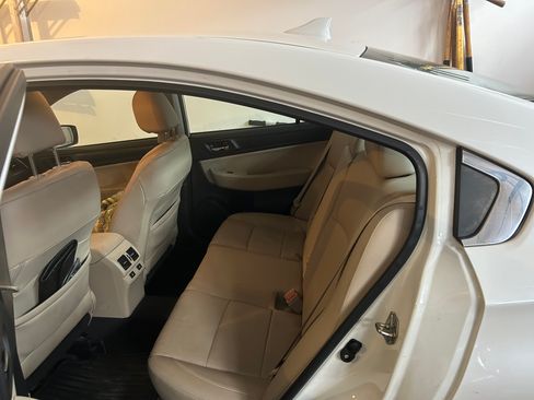 Used 2016 Subaru Legacy 2.5i Limited image 6