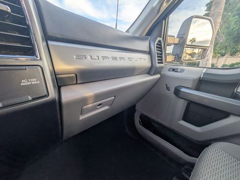 Used 2022 Ford F250 XLT image 25