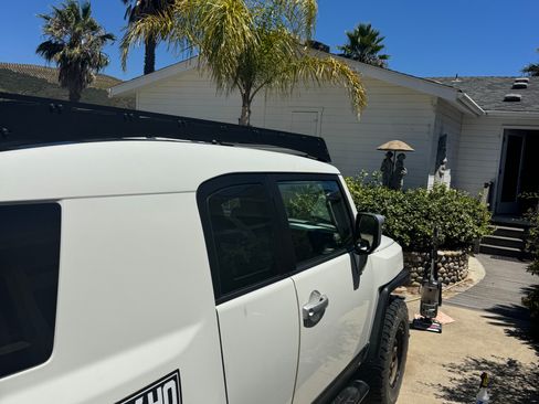 Used 2014 Toyota FJ Cruiser 4WD w/ Upgrade Package image 4