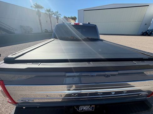 Used 2023 Ford F150 Limited image 5