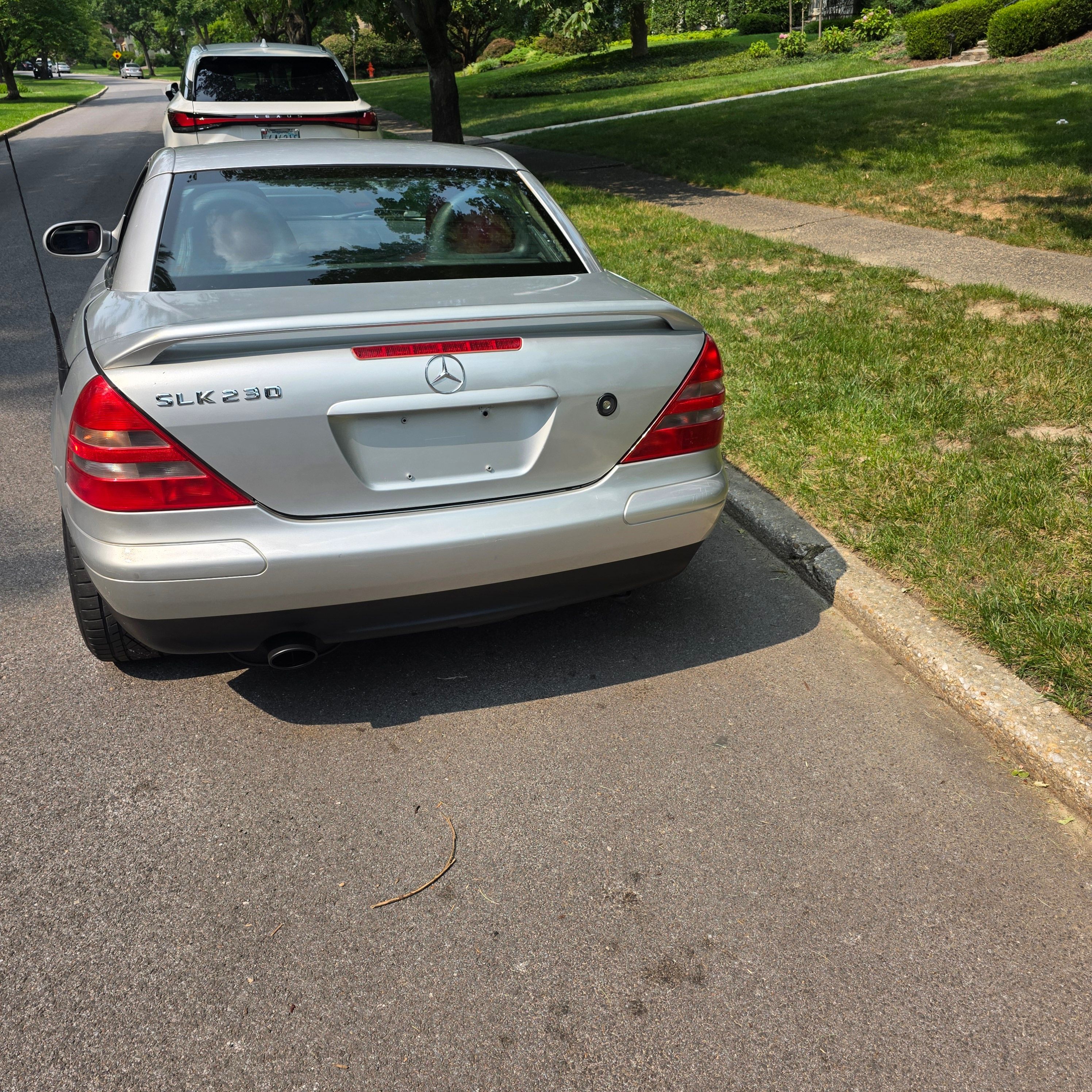 Used 1999 Mercedes-Benz SLK 230 image 4