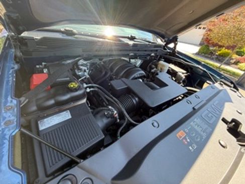 Used 2015 GMC Sierra 1500 Denali w/ Driver Alert Package image 11