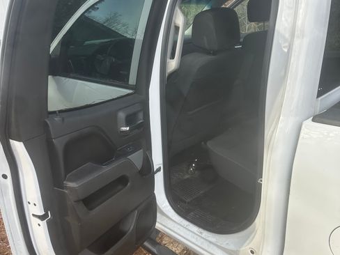 Used 2016 Chevrolet Silverado 2500 LT w/ LT Convenience Package image 11