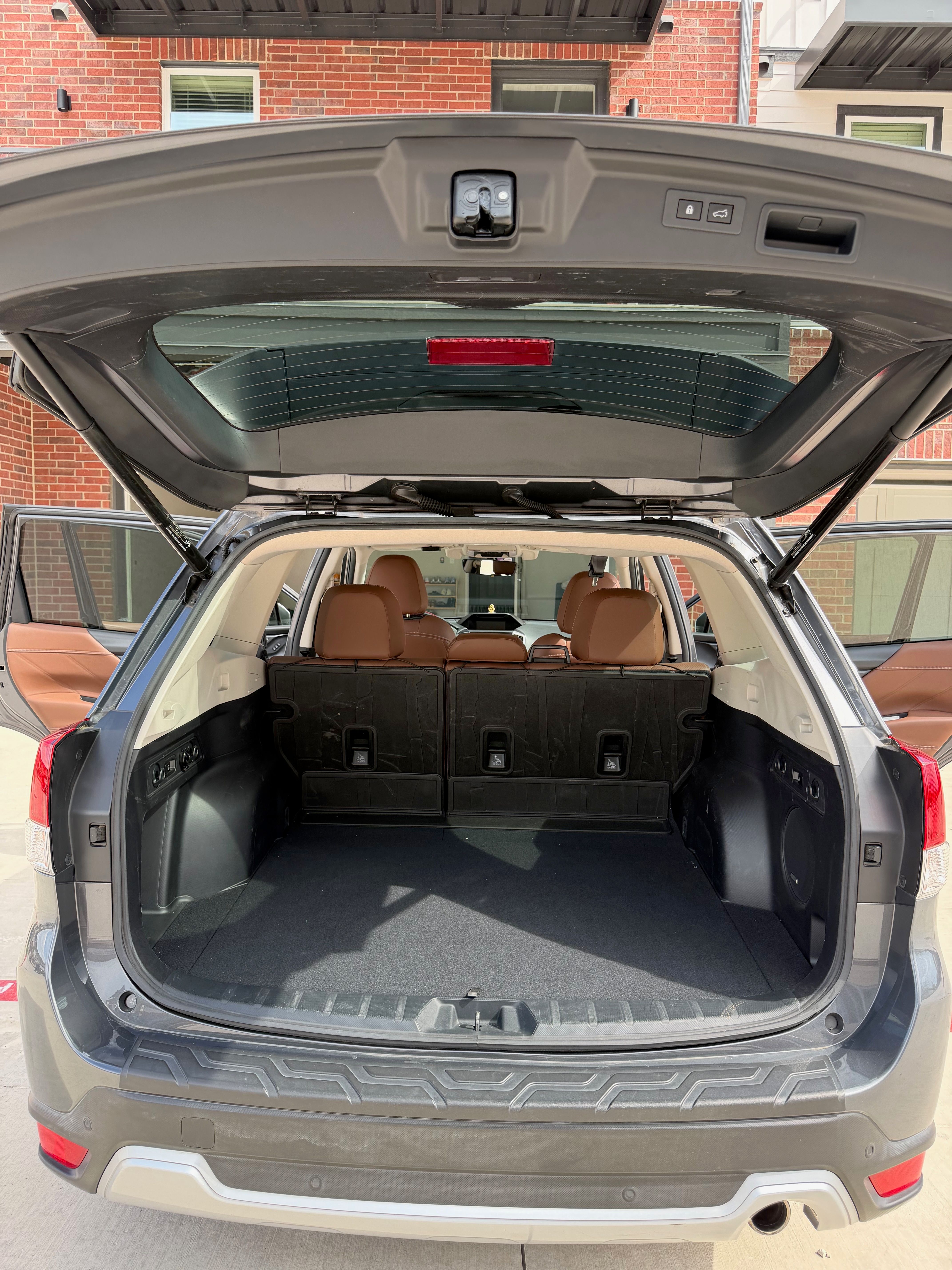 Used 2021 Subaru Forester Touring w/ Popular Package #2 AWD/4WD image 6