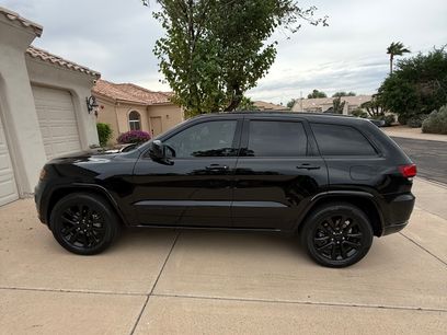 Used 2019 Jeep Grand Cherokee Altitude