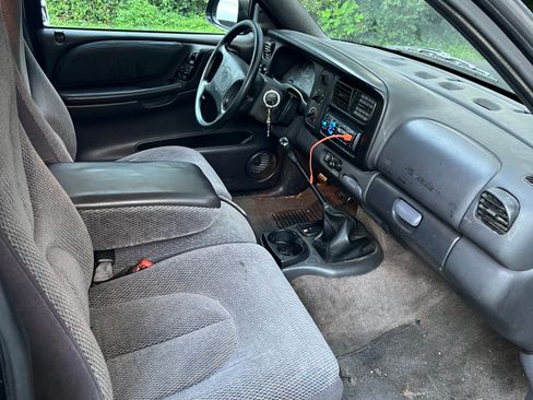 Used 1997 Dodge Dakota 2WD Regular Cab image 11