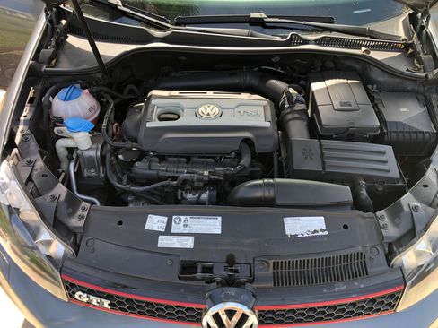 Used 2013 Volkswagen Golf 2-Door image 6