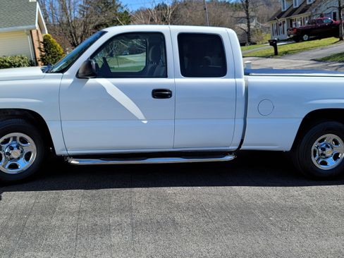 Used 2004 Chevrolet Silverado 1500 LS RWD image 4