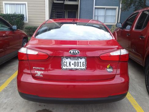 Used 2016 Kia Forte LX FWD image 4