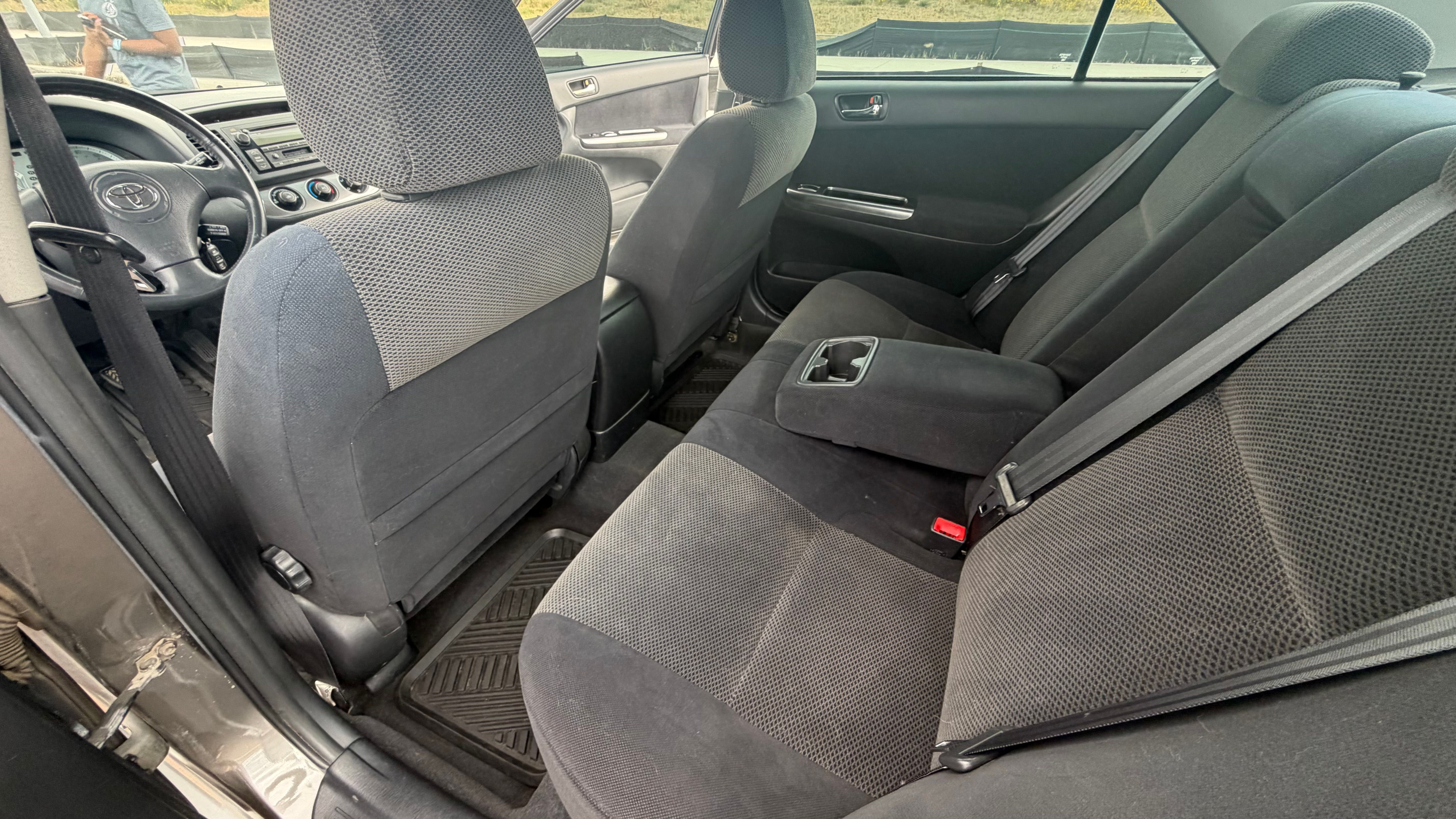 Used 2002 Toyota Camry SE FWD image 10