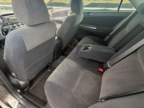 Used 2002 Toyota Camry SE FWD image 10