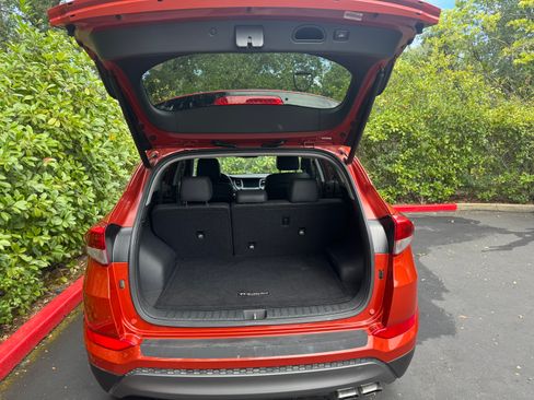 Used 2016 Hyundai Tucson Limited FWD image 6