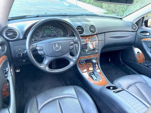 Used 2008 Mercedes-Benz CLK 350 Coupe image 11