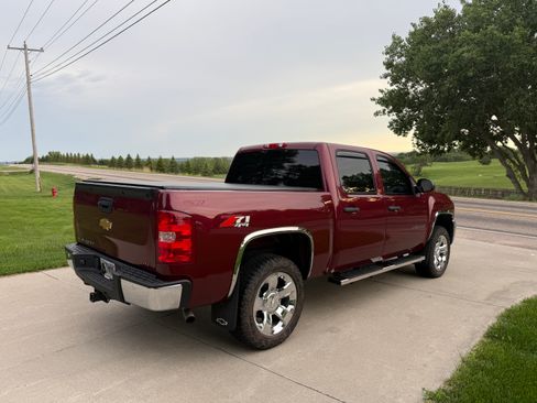 Used 2013 Chevrolet Silverado 1500 LT w/ All-Star Edition AWD/4WD image 6
