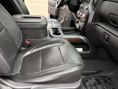 Used 2020 GMC Sierra 1500 SLT w/ SLT Premium Plus Package AWD/4WD image 9
